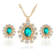 Elegant and Beautiful 18K Goldplated with Green and White Diamante Crystal jewellery set